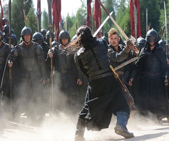 Une scène du film Outcast