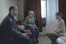 Scène du film 4 mois, 3 semaines, 2 jours Scène du film 4 mois, 3 semaines, 2 jours