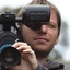 Gareth Edwards sur le plateau de Monsters