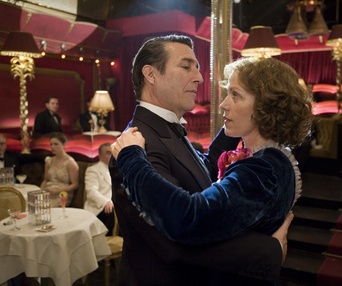 Scène du film Miss Pettigrew Lives for a Day