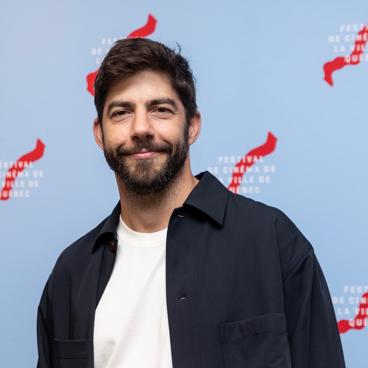 Sur le tapis rouge du film Simple comme Sylvain au FCVQ 2023