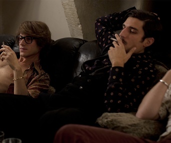 Une scène du film Saint Laurent