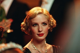 Scène du film Madame Henderson présente