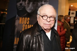 Sur le tapis rouge du film Nous sommes les autres Sur le tapis rouge du film Nous sommes les autres