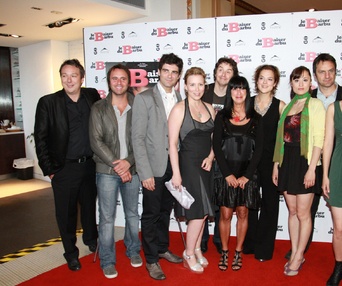 Sur le tapis rouge du film Le baiser du barbu