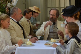 Une scène du film Cézanne et moi