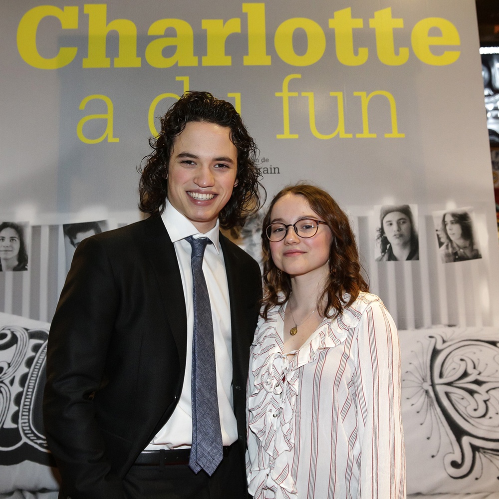 Sur le tapis rouge du film Charlotte a du fun