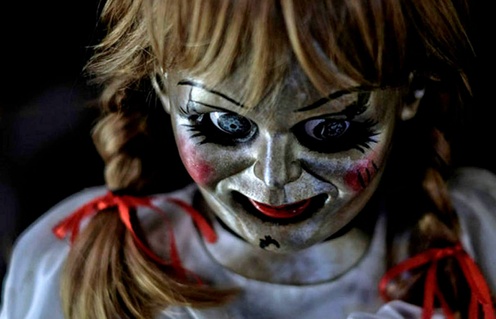 Une scène du film Annabelle : Retour à la maison