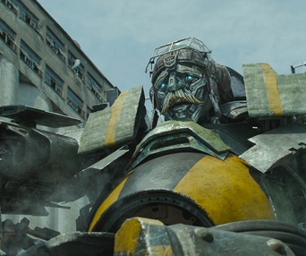 Une scène du film Transformers: Rise of the Beasts