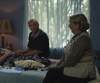 Une scène du film Coteau rouge