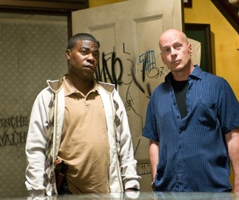 Une scène du film Cop Out