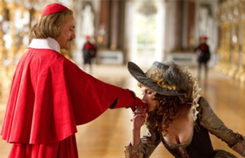 Milla Jovovich et Christoph Waltz dans The Three Musketeers