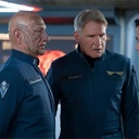 Ben Kingsley, Harrison Ford et Asa Butterfield dans La stratégie Ender