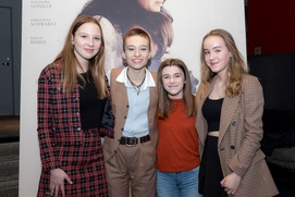 Sur le tapis rouge du film Dérive