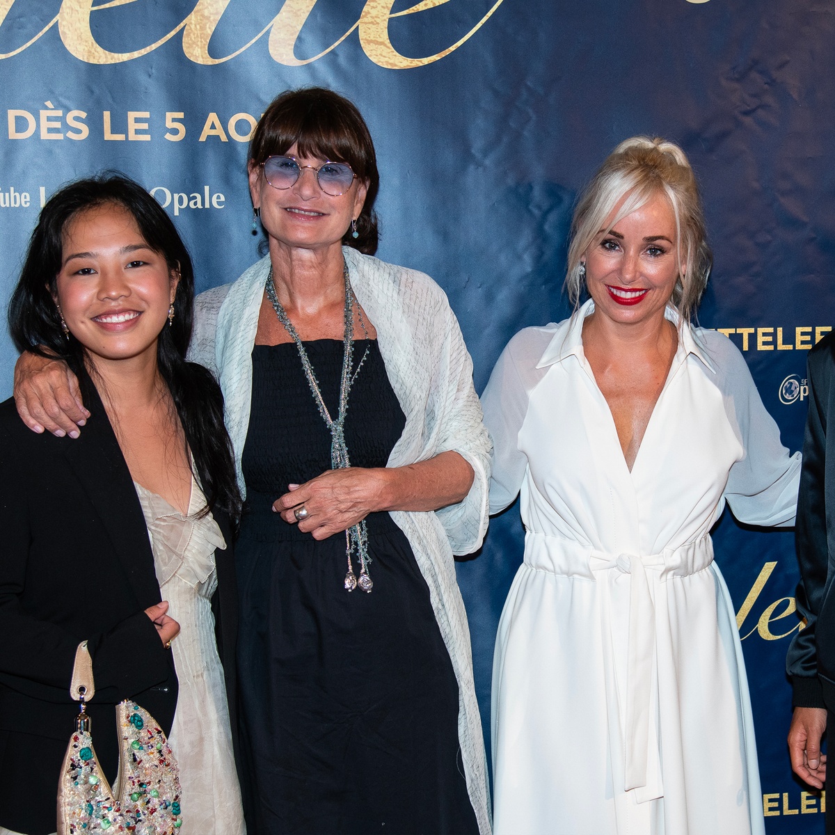 Sur le tapis rouge du film Arlette