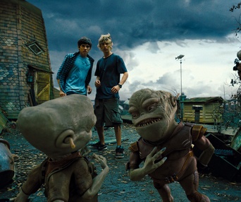Scène du film Aliens and the Attic