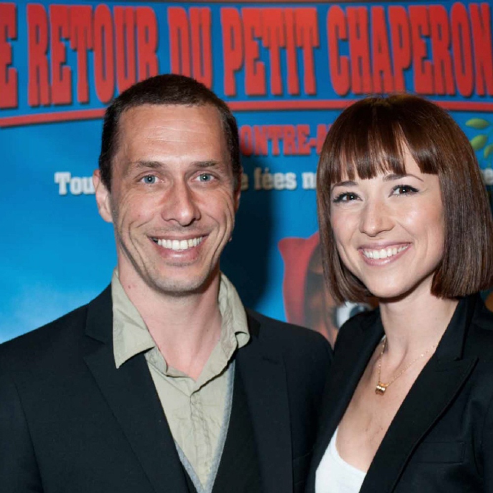 Sur le tapis rouge du film Le retour du petit chaperon rouge : La contre-attaque