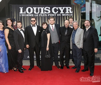 Sur le tapis rouge de Louis Cyr : L'homme le plus fort du monde