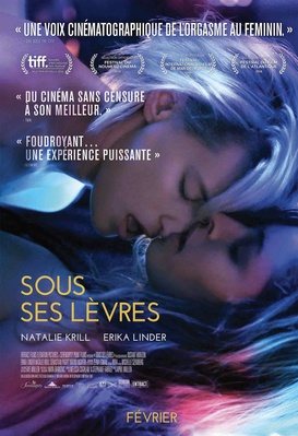 Sous ses lèvres