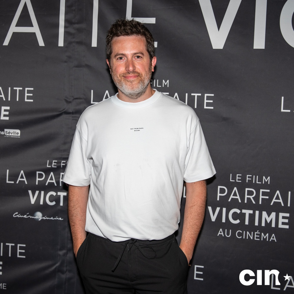 Sur le tapis rouge du film La parfaite victime