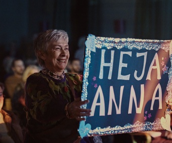 Une scène du film Let Go