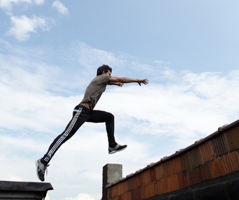 Une scène du film Tracers