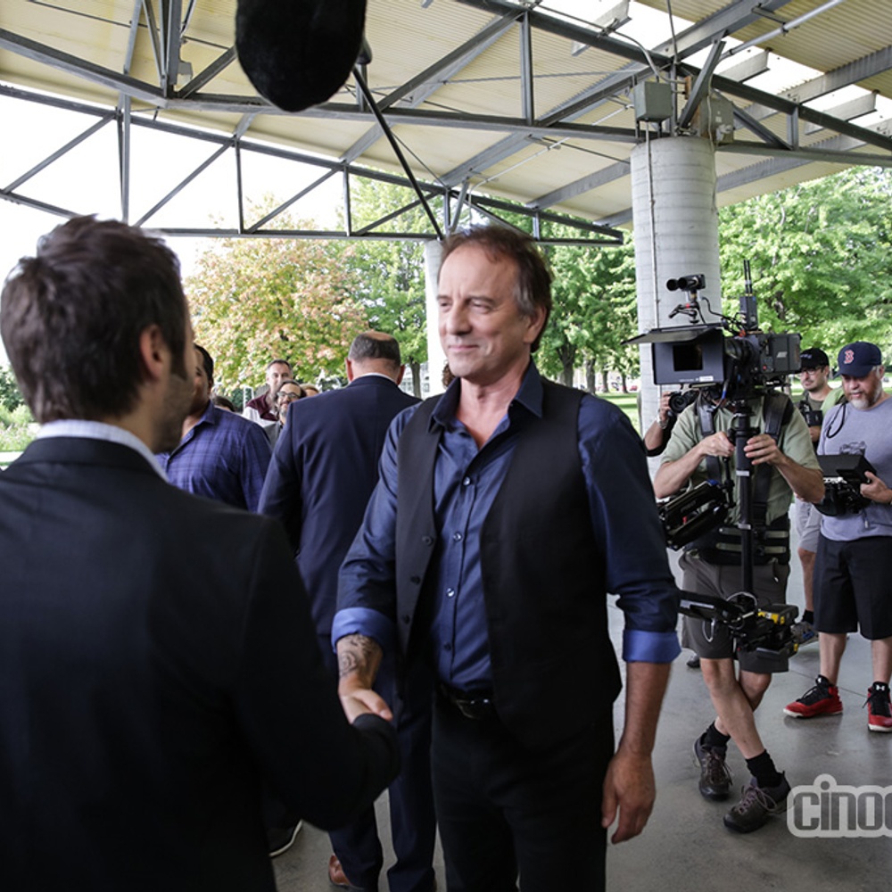 Sur le plateau du film De père en flic 2