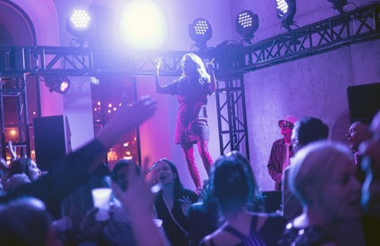 Image de l'article Vidéo : Julie Snyder a mis le feu aux poudres à Québec jeudi