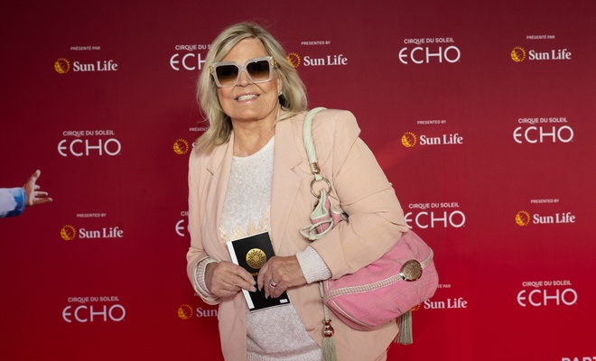 Image de l'article « Bonsoir bonsoir» : Michèle Richard offre un cadeau à Jean-Sébastien Girard