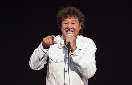 Image de l'article Rare apparition du fils aîné de Robert Charlebois sur un tapis rouge