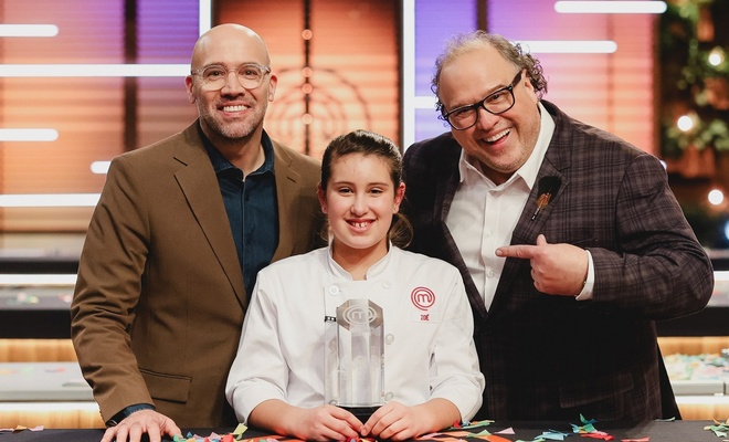 <em style="color: rgb(71, 85, 105);">Masterchef Junior Québec</em>