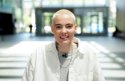 Image de l'article Roxane Bruneau alimente les rumeurs des «fans» avec une mystérieuse annonce