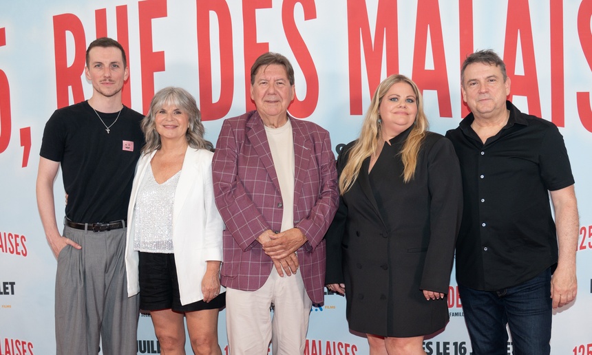 PHOTOS : Rémy Girard, Guylaine Tremblay et de nombreuses vedettes réunies sur le tapis rouge de 125, rue des Malaises