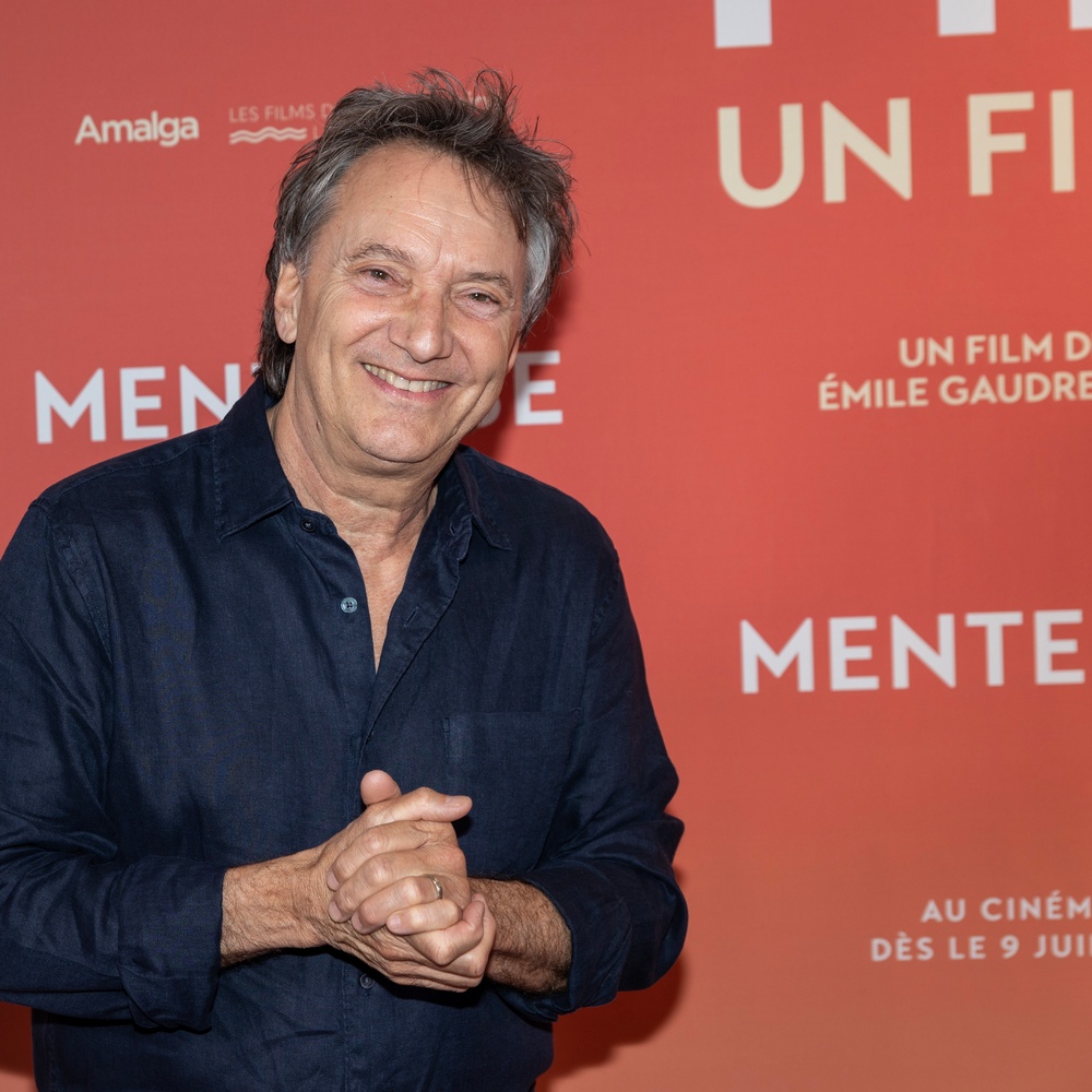 Première de Menteuse