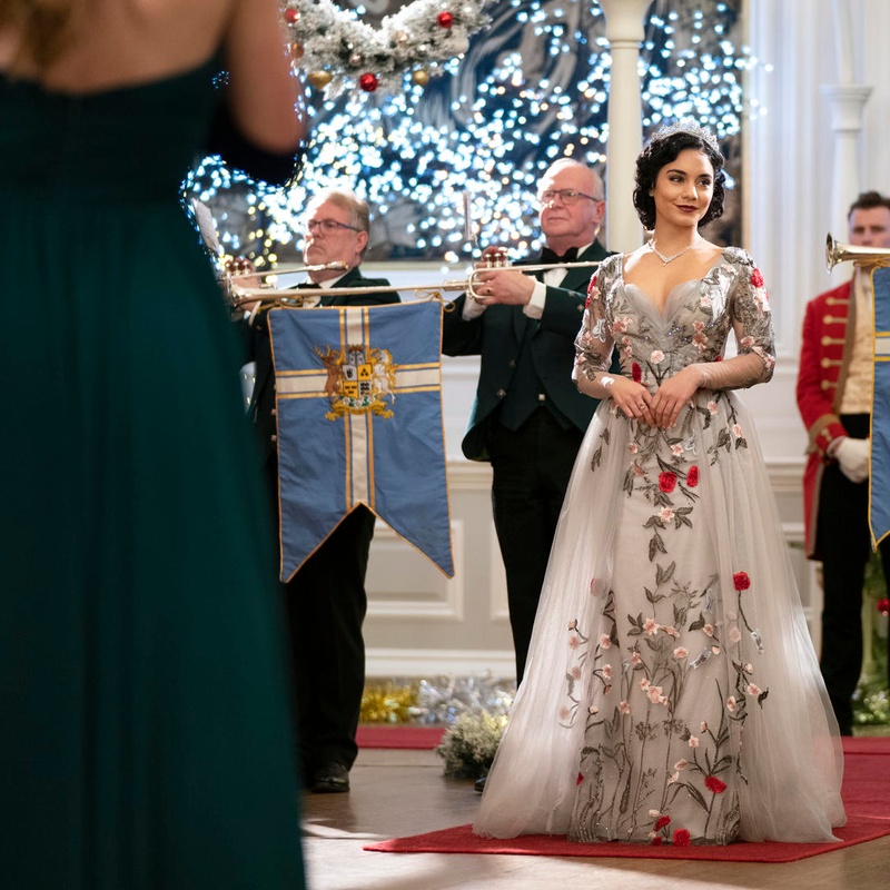 Une scène du film The Princess Switch: Switched Again
