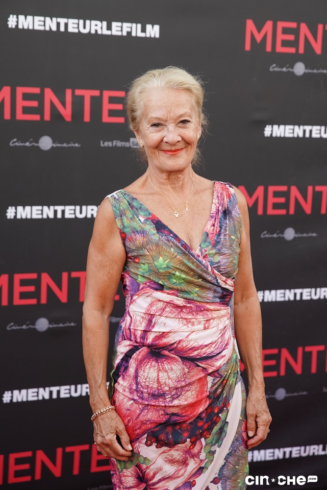 Sur le tapis rouge du film Menteur