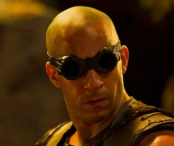 Une scène du film Riddick