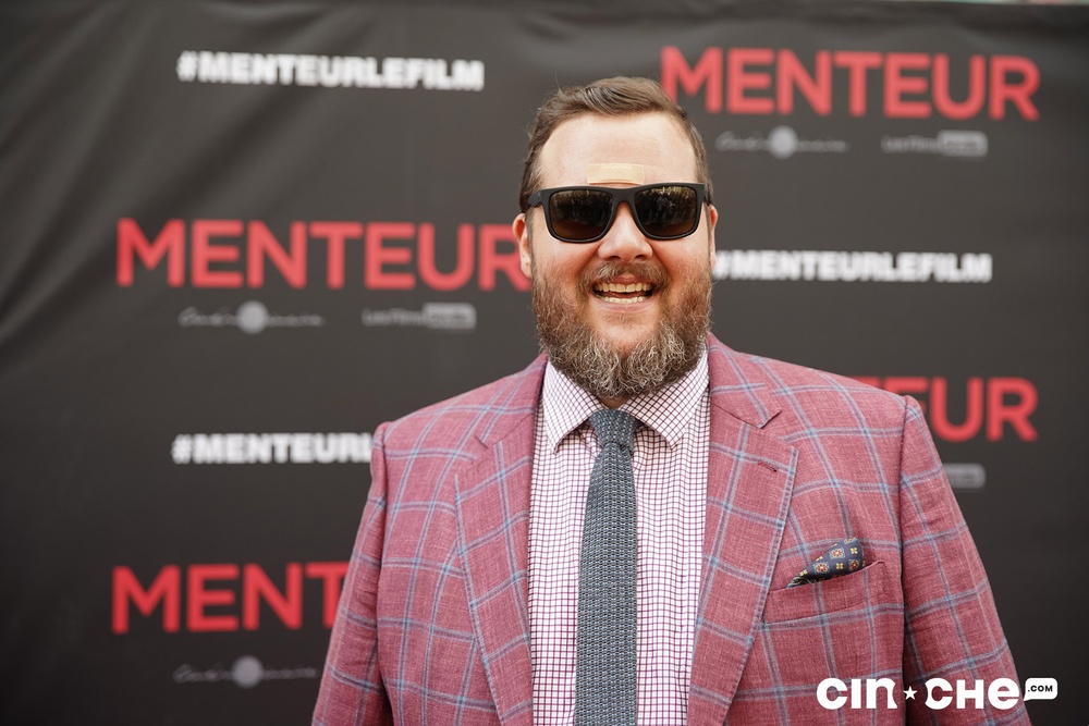 Sur le tapis rouge du film Menteur