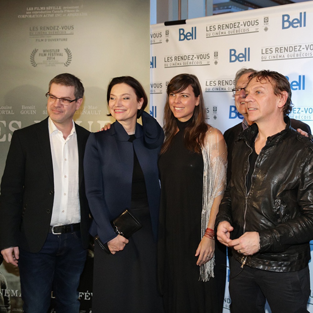 Sur le tapis rouge du film Les loups
