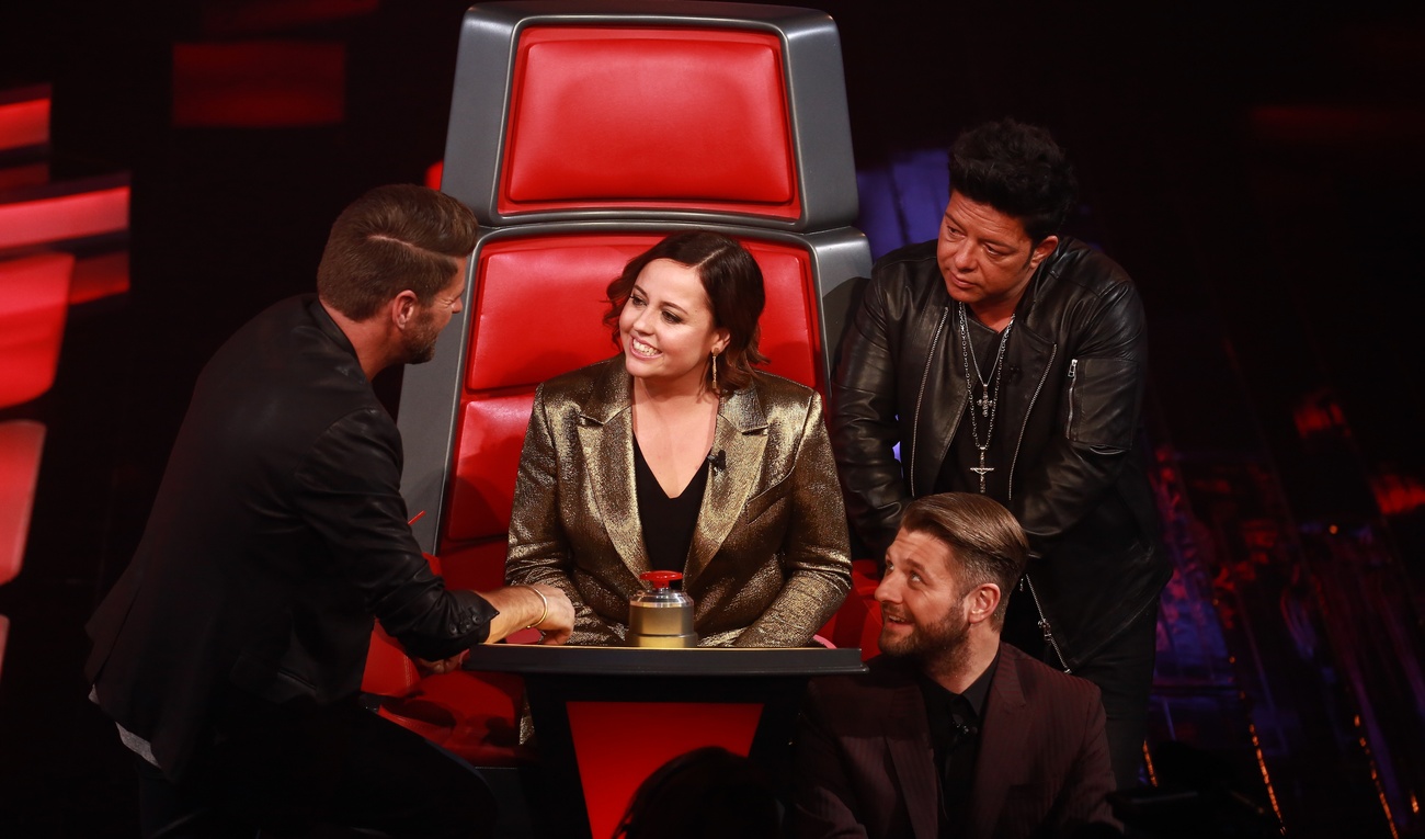 Le public de La voix en rogne contre Ariane Moffatt et le système de votation