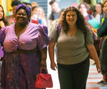 Une scène du film Empire Waist
