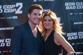 Sur le tapis rouge du film Bon Cop Bad Cop 2