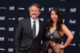 Sur le tapis rouge du film Glass Onion: A Knives Out Mystery Sur le tapis rouge du film Glass Onion: A Knives Out Mystery