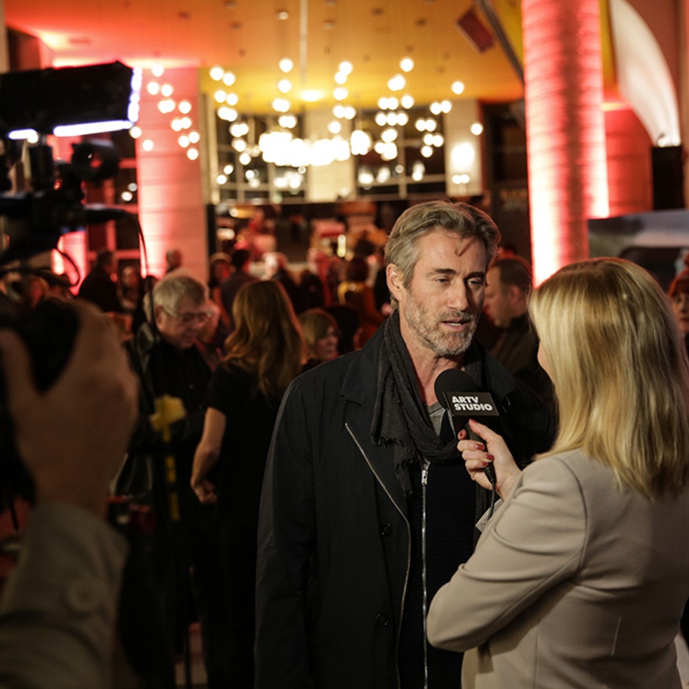 Sur le tapis rouge du film Ceci n'est pas un polar