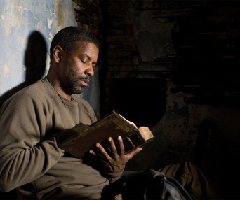 Denzel Washington dans le film The Book of Eli