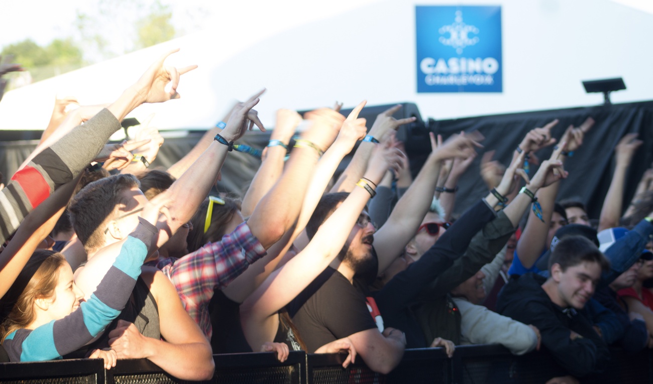 Une foule agressive pour les Rollling Stones sur les plaines?