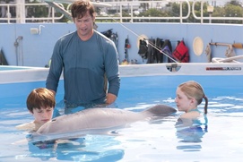 Une scène du film Dolphin Tale