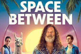 Affiche du film The Space Between