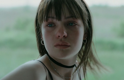Une scène du film La déesse des mouches à feu