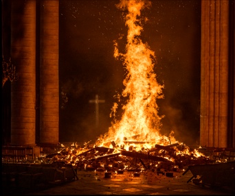 Image du film Notre-Dame brûle